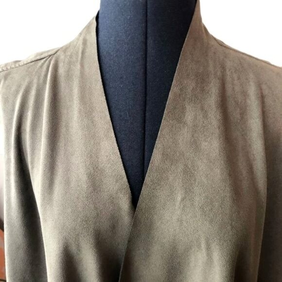Green Mudpie Suede Like Cloth Draped Vest Sz. M/L - Picture 10 of 14